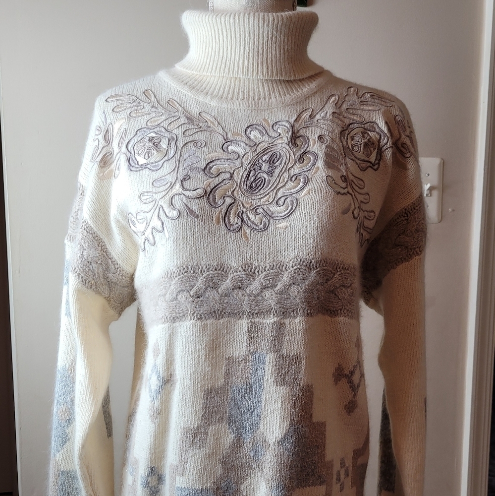 Vintage White  Sweater 80s Pastel Party Top Turtle Neck Preppy 90s Abst